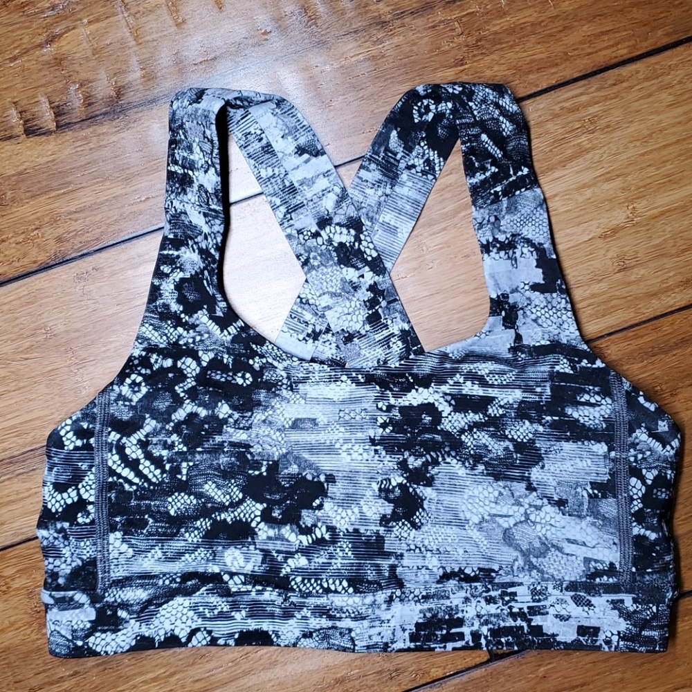 Lululemon X Back Sports Bra Wide Straps sz 6